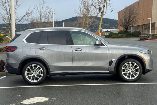 2026 BMW X5 sDrive40i