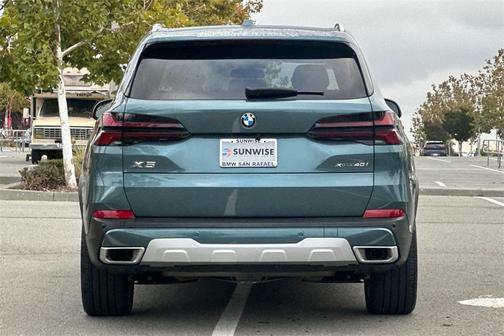 2025 BMW X5 xDrive40i