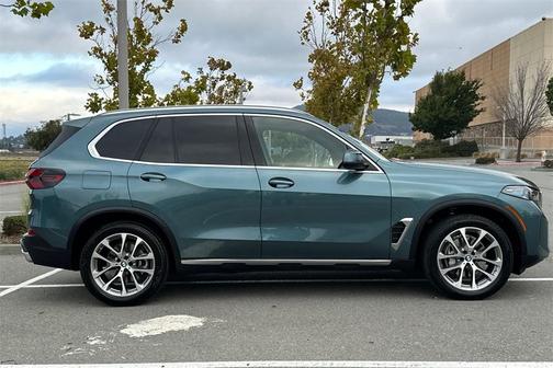 2025 BMW X5 xDrive40i