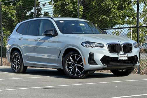 2024 BMW X3 M40i