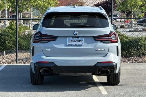 2024 BMW X3 M40i