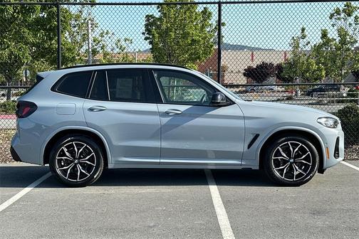 2024 BMW X3 M40i