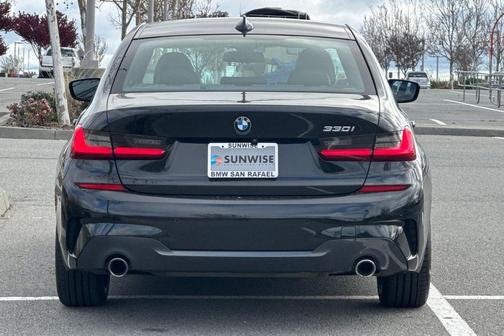 2019 BMW 330 i
