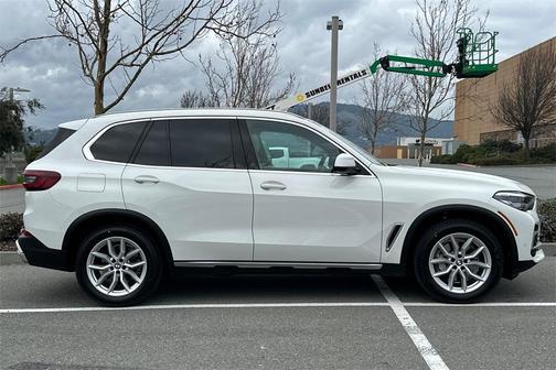 2022 BMW X5 xDrive40i