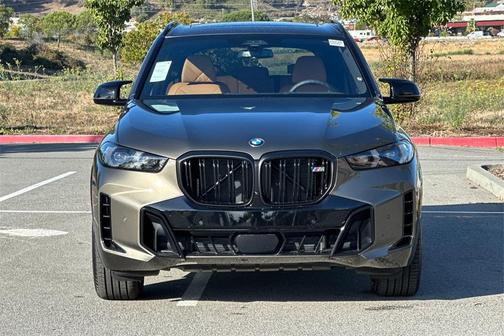 2026 BMW X5 M60i