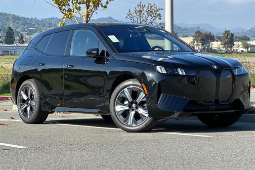 2026 BMW iX xDrive60