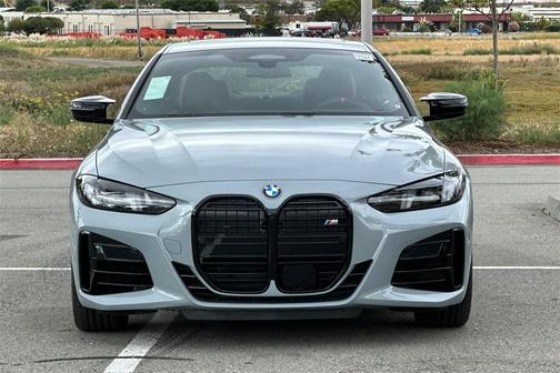 2026 BMW M440 i