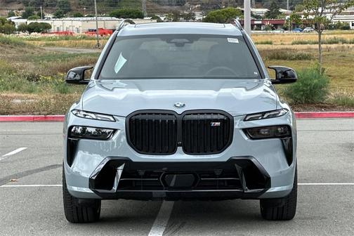 2026 BMW X7 M60i