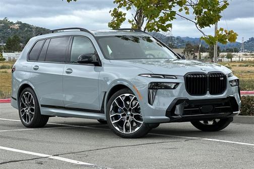 2026 BMW X7 M60i