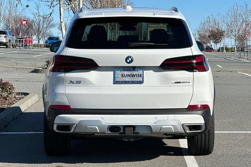 2026 BMW X5 PHEV xDrive50e