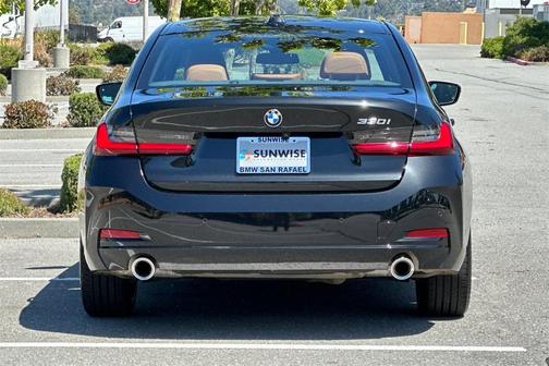 2024 BMW 330 i