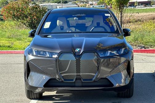 2026 BMW iX xDrive45