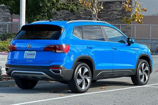 2024 Volkswagen Taos 1.5T SE