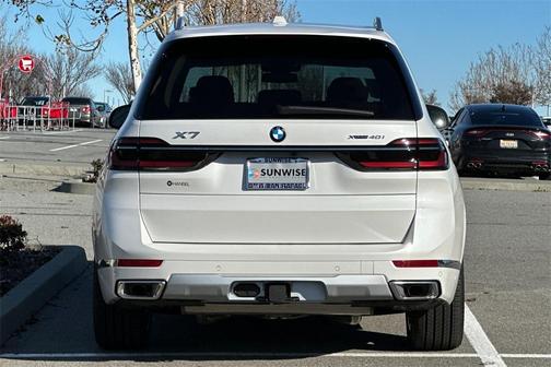 2026 BMW X7 xDrive40i