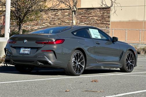 2026 BMW 840 i