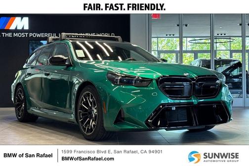 Isle of Man Green Metallic 2026 BMW M5 Base