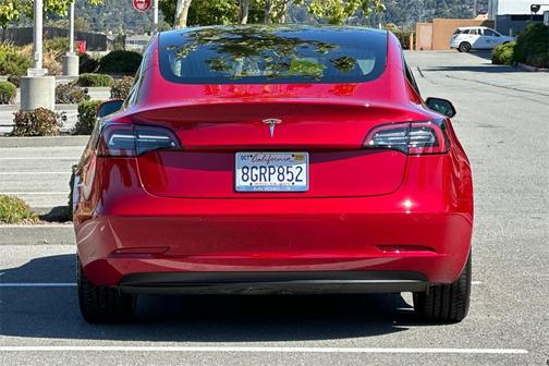 2018 Tesla Model 3 Performance