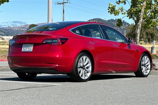 2018 Tesla Model 3 Performance