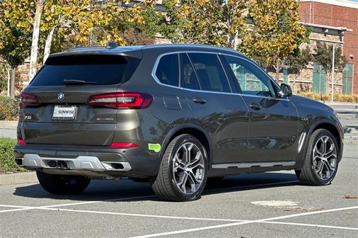 2023 BMW X5 PHEV xDrive45e
