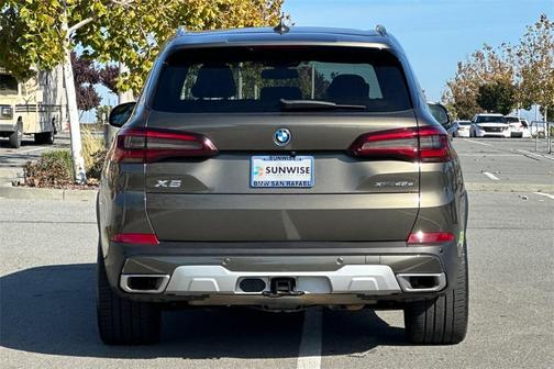 2023 BMW X5 PHEV xDrive45e