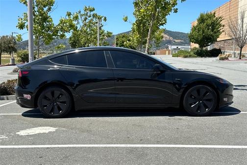 2024 Tesla Model 3 Base