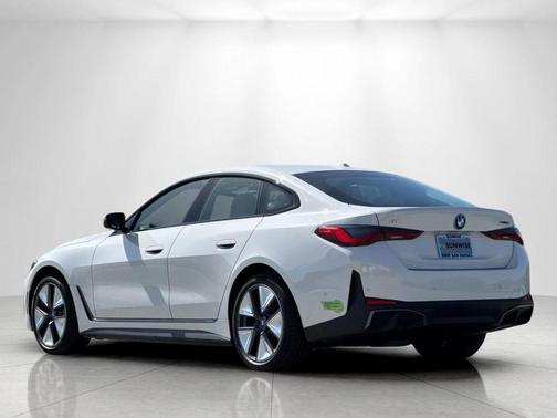 Alpine White 2023 BMW i4 Gran Coupe eDrive35
