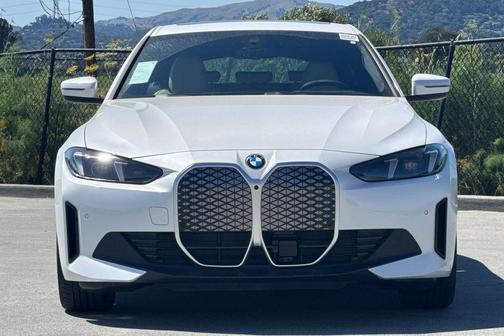 Mineral White Metallic 2026 BMW i4 Gran Coupe eDrive40