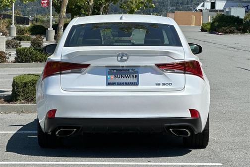 2018 Lexus IS 300 Base