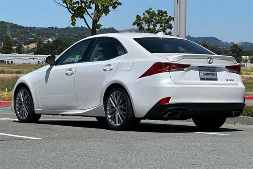 2018 Lexus IS 300 Base