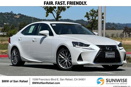 2018 Lexus IS 300 Base