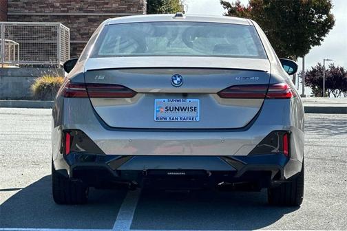 2024 BMW i5 eDrive40