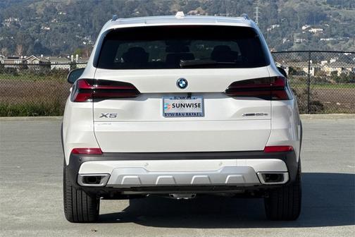 2026 BMW X5 PHEV xDrive50e