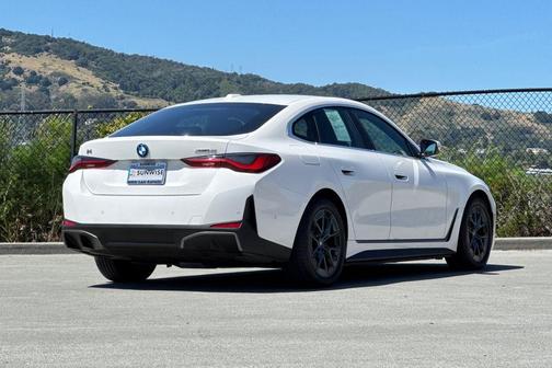 Alpine White 2024 BMW i4 Gran Coupe xDrive40