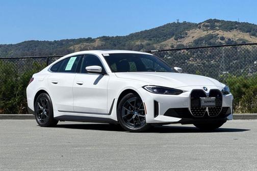 Alpine White 2024 BMW i4 Gran Coupe xDrive40