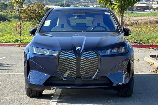 2026 BMW iX xDrive45