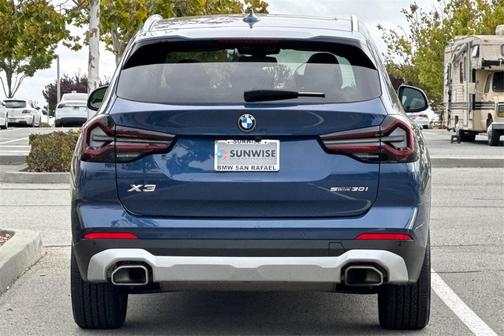 2023 BMW X3 sDrive30i