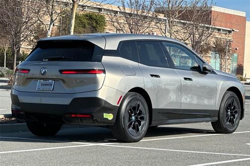 2023 BMW iX xDrive50