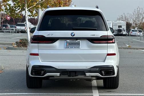 2026 BMW X7 xDrive40i