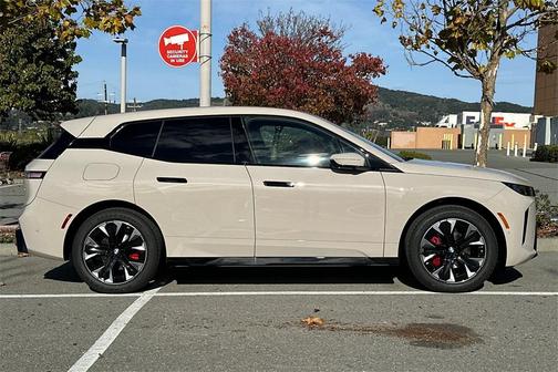 2026 BMW iX xDrive60