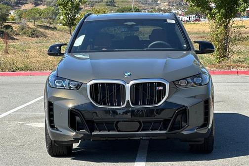 2026 BMW X5 M60i
