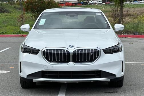 2026 BMW i5 eDrive40