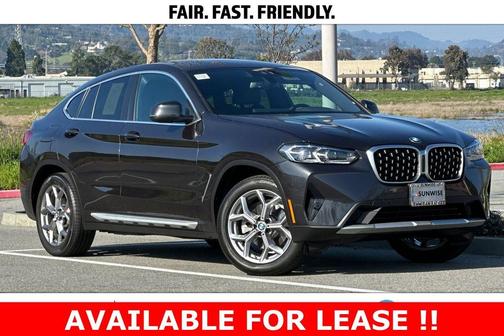 2025 BMW X4 xDrive30i