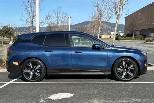 2022 BMW iX xDrive50