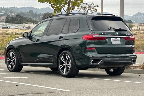 2022 BMW X7 xDrive40i
