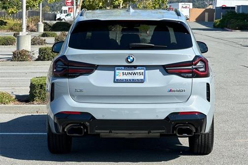 2024 BMW X3 M40i
