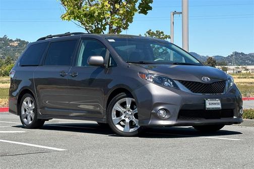 2012 Toyota Sienna SE