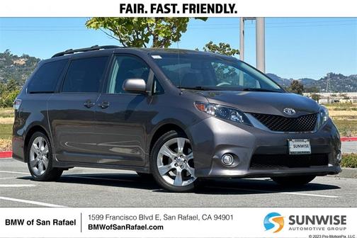 2012 Toyota Sienna SE