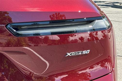 2025 BMW iX xDrive50