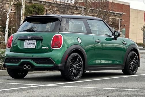 2023 MINI Hardtop Cooper