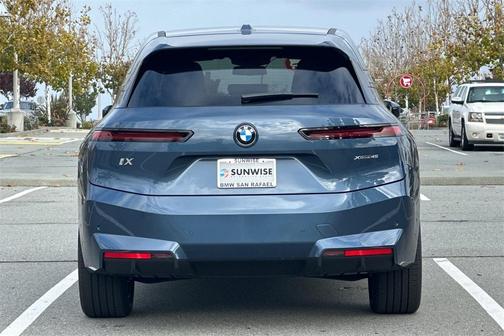 2026 BMW iX xDrive45